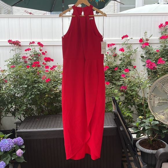 Julia Jordan - Red Knot Neck Halter Dress - Picture 3 of 14